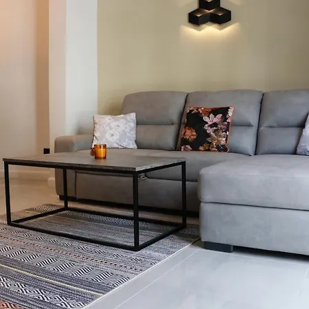 Alpha Apartment Pietà