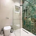 Alpha Apartment Pietà
